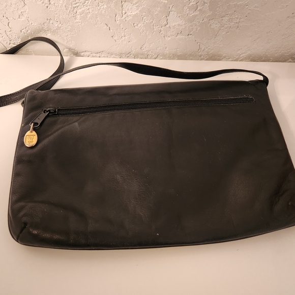 Celine Black Leather Shoulder Bag - Picture 6 of 8